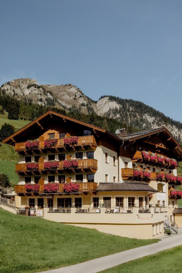 Berghotel Alpenklang غروسارل المظهر الخارجي الصورة
