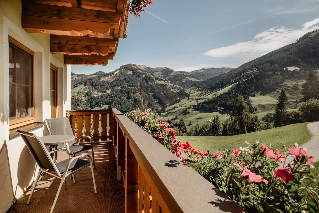 Berghotel Alpenklang غروسارل المظهر الخارجي الصورة