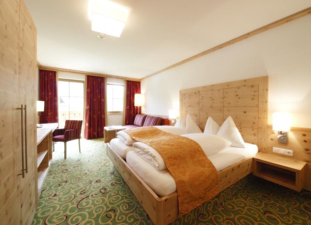 Berghotel Alpenklang غروسارل المظهر الخارجي الصورة